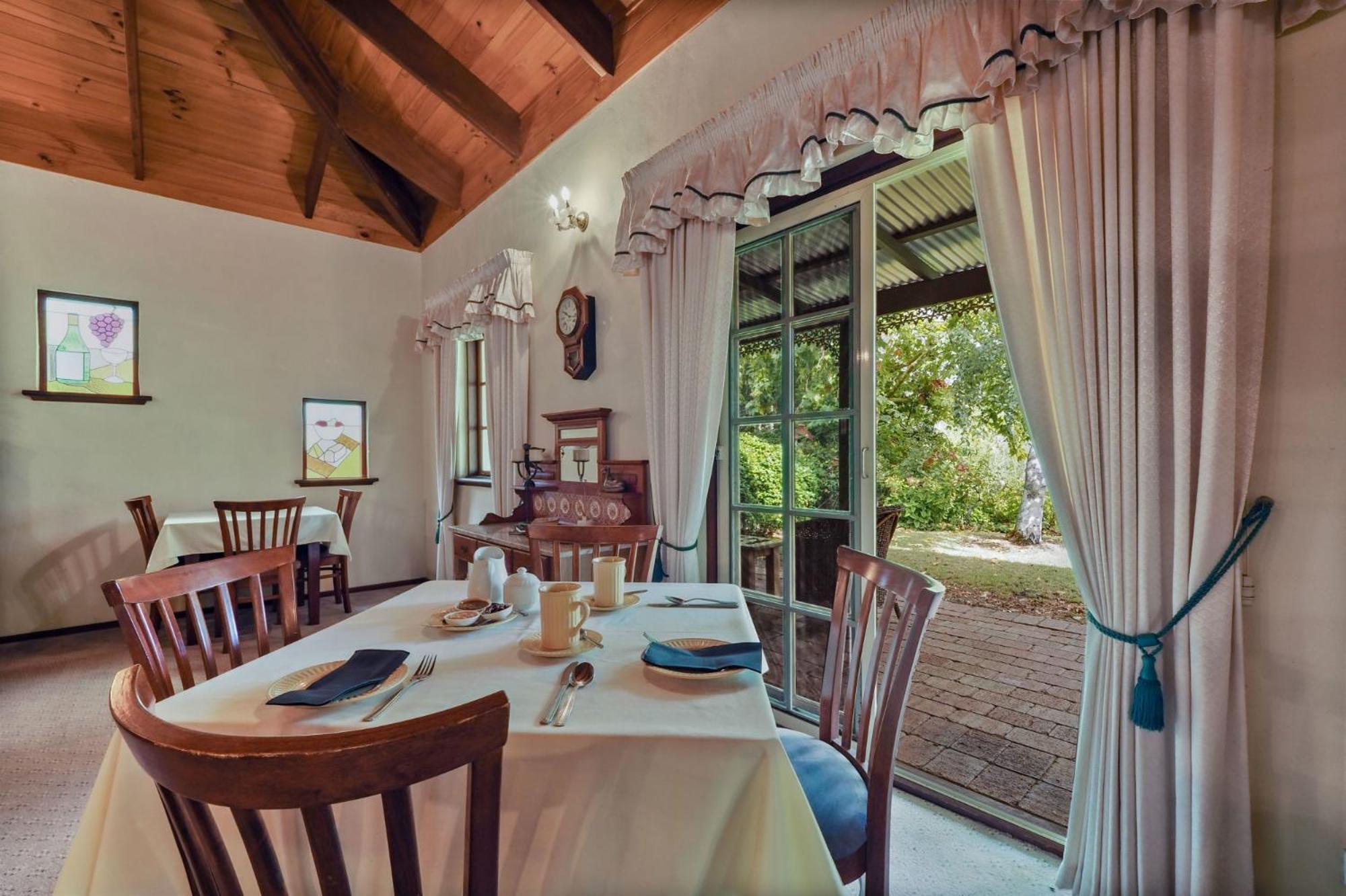 Bed & Breakfast Holberry House 4*
