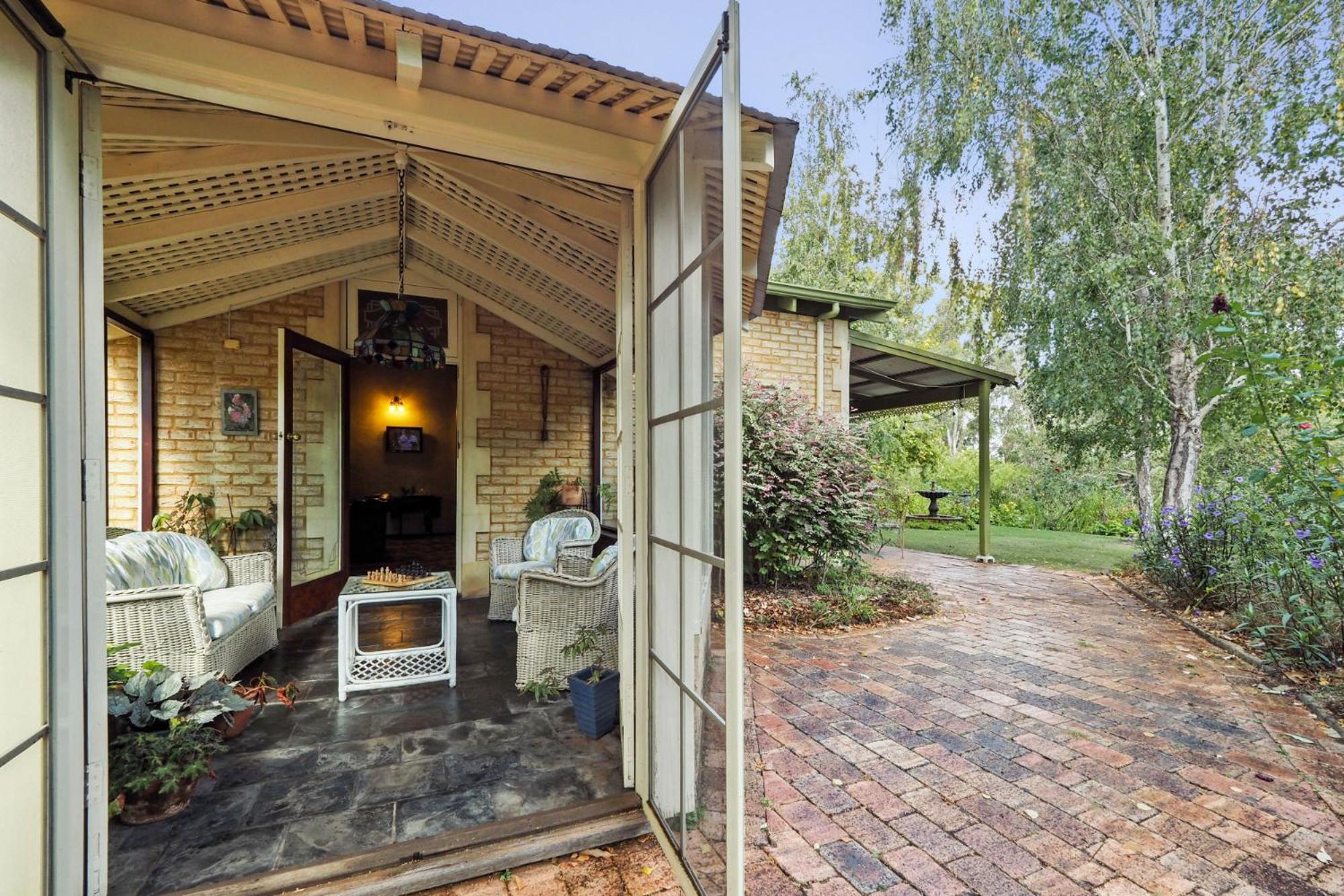 Holberry House Bed & Breakfast