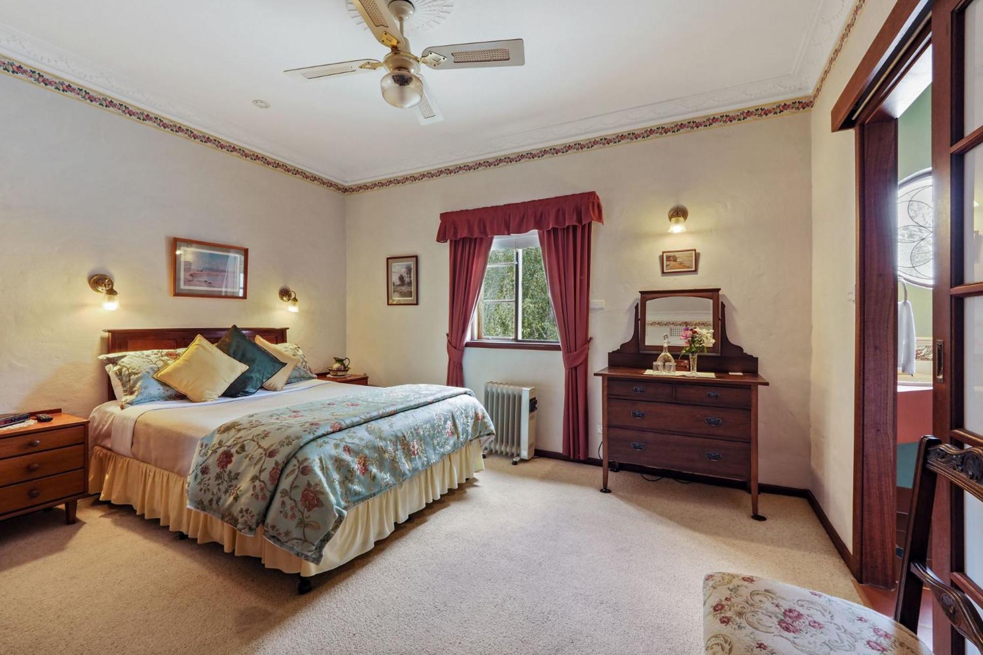 Holberry House Bed & Breakfast