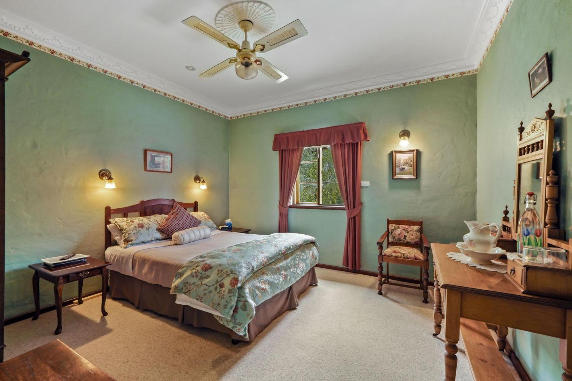 Holberry House Bed & Breakfast
